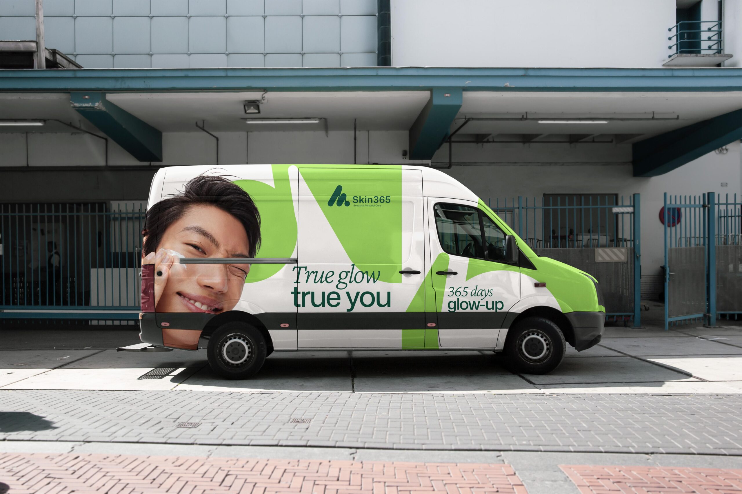 Skin365 – Branding Showcase 06