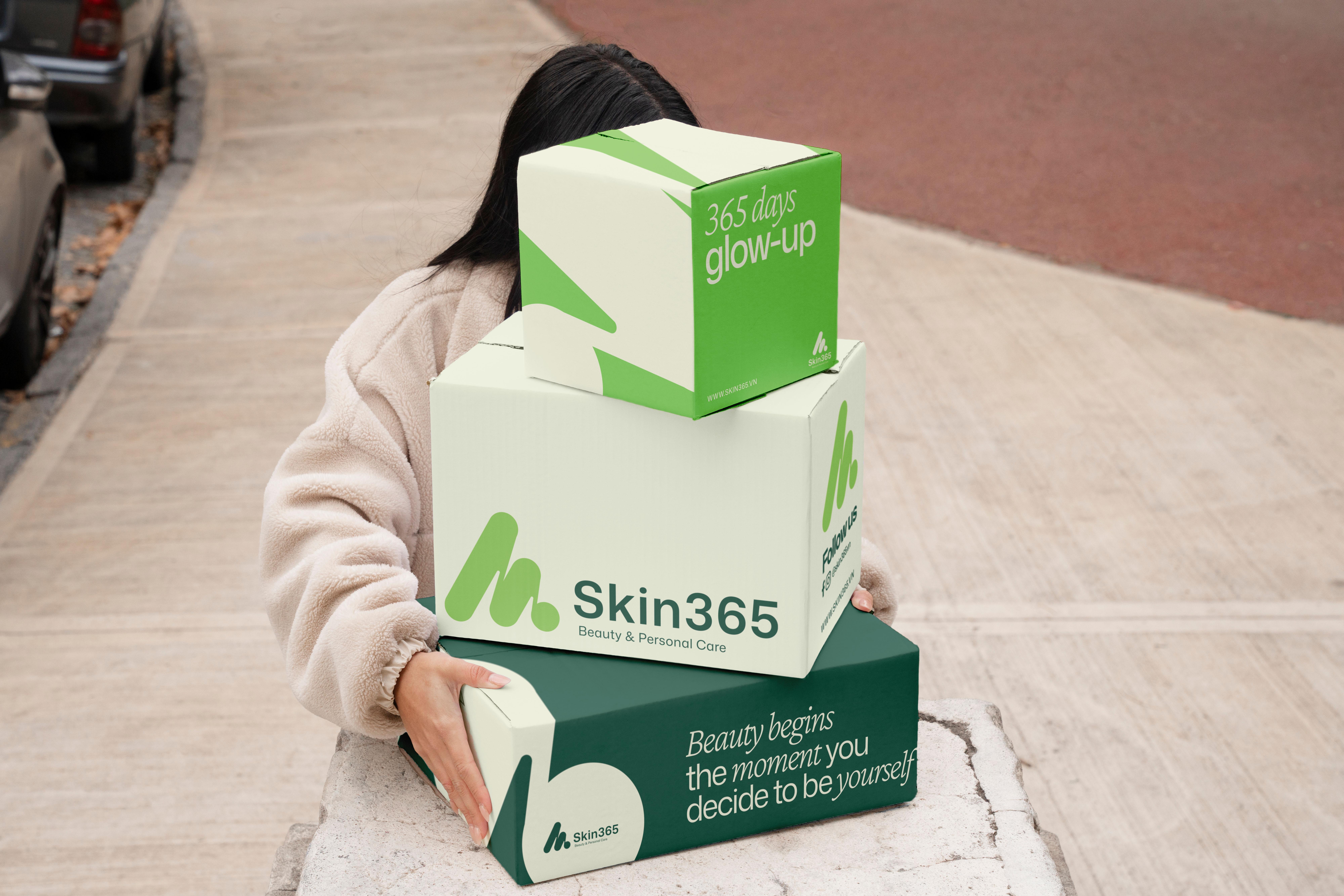 Skin365 – Branding Showcase 08